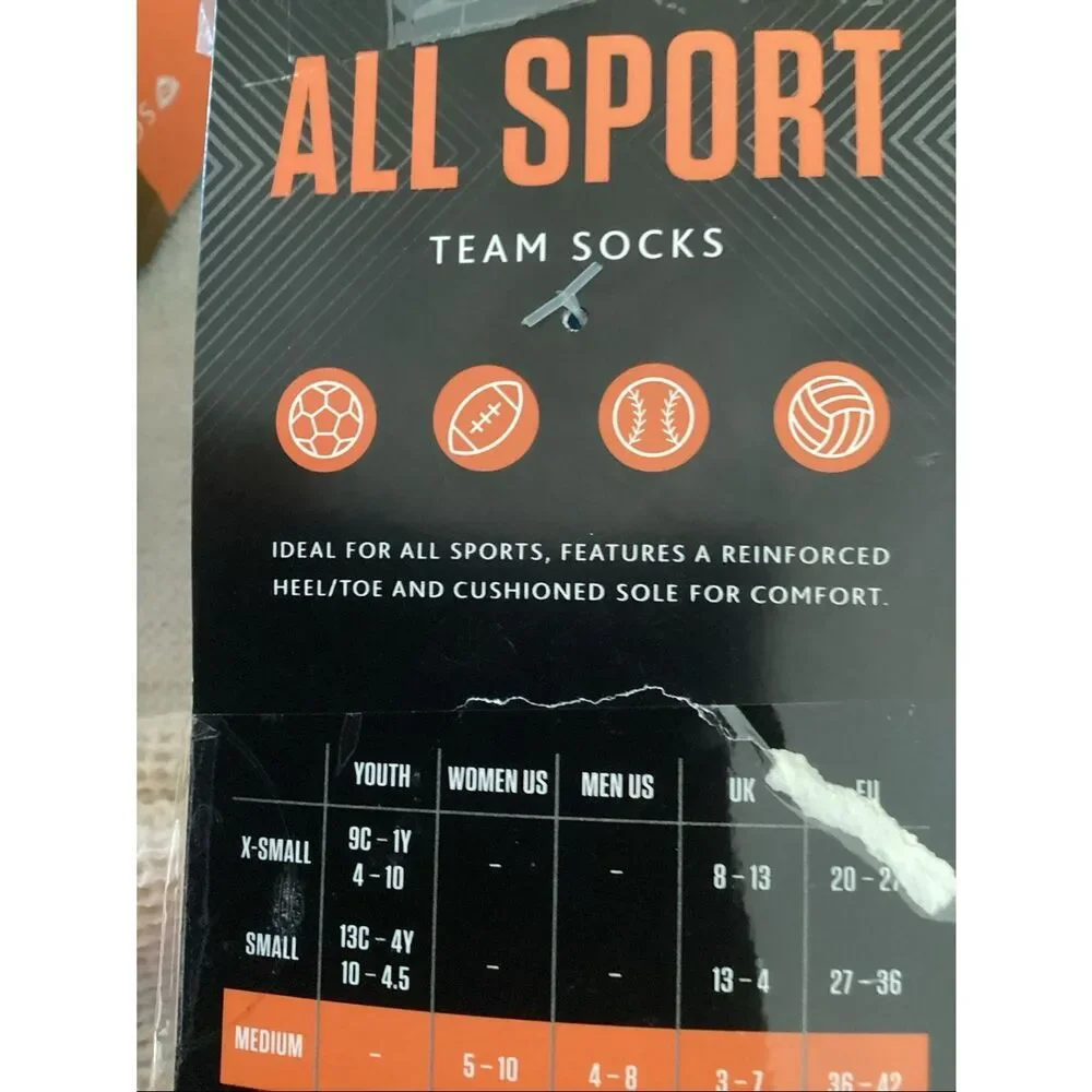 SOF SOUL ALL SPORT TEAM SOCKS. 6 Pairs, misc colors, 4 Mediums, 3 large, NWT